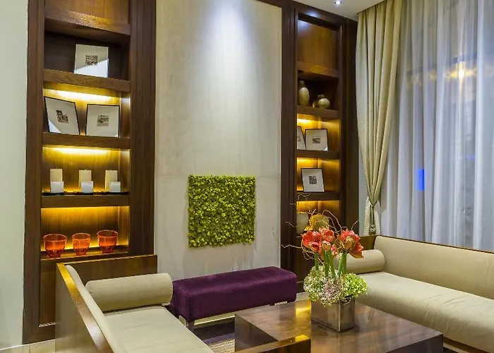 Miiro Le Grand Cayre Otel