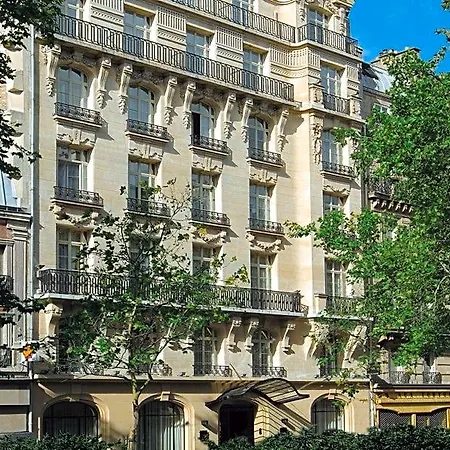 Hotel Miiro Le Grand Cayre 4*