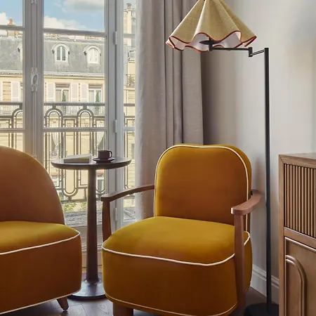 Miiro Le Grand Cayre Hotel 4*